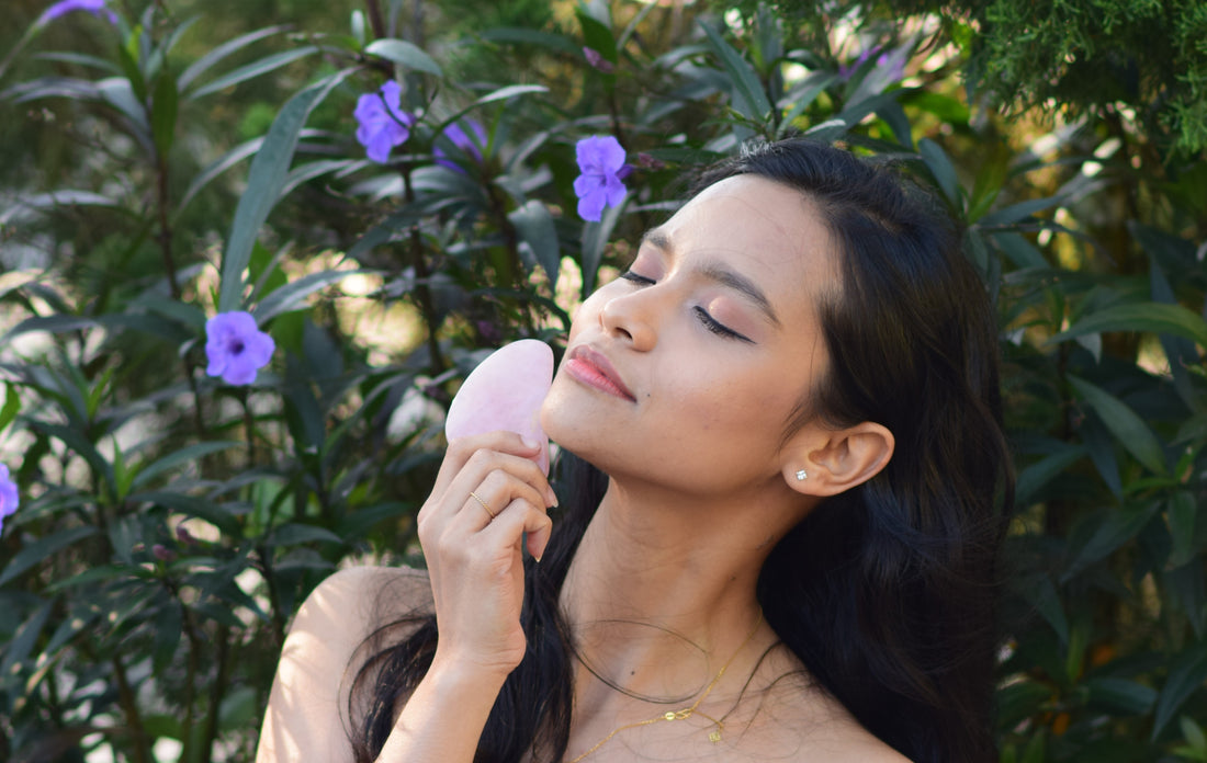 5 Minute 5 Movement Guasha Facial Massage