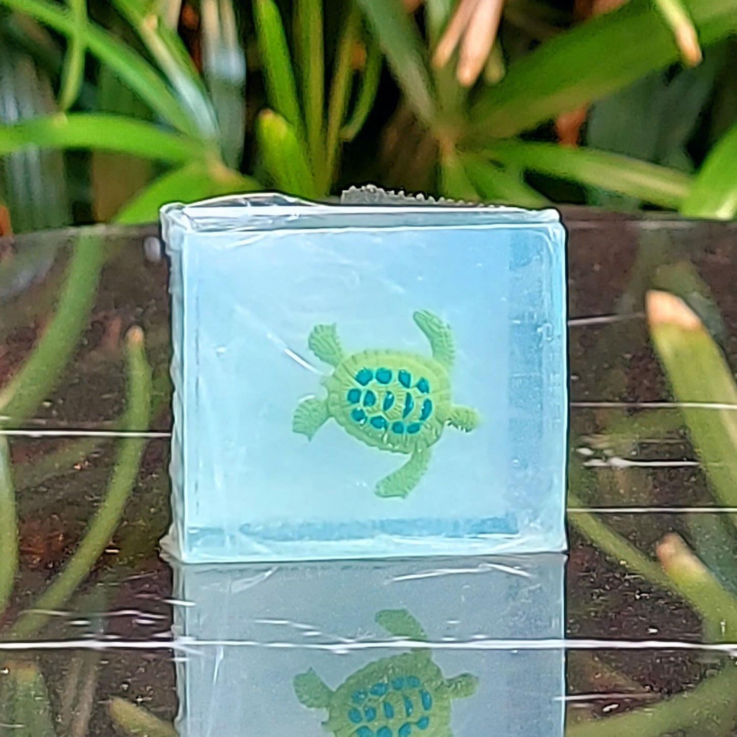 "Free the Turtle" Soap with Australian Kakadu Plum & Tea Tree Oil (75g)